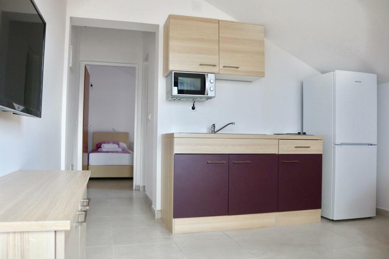Stars Apartment Gornji Karin Bagian luar foto